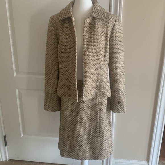 Ann Taylor LOFT tweed  jacket and matching skirt coordinated set - Picture 7 of 17